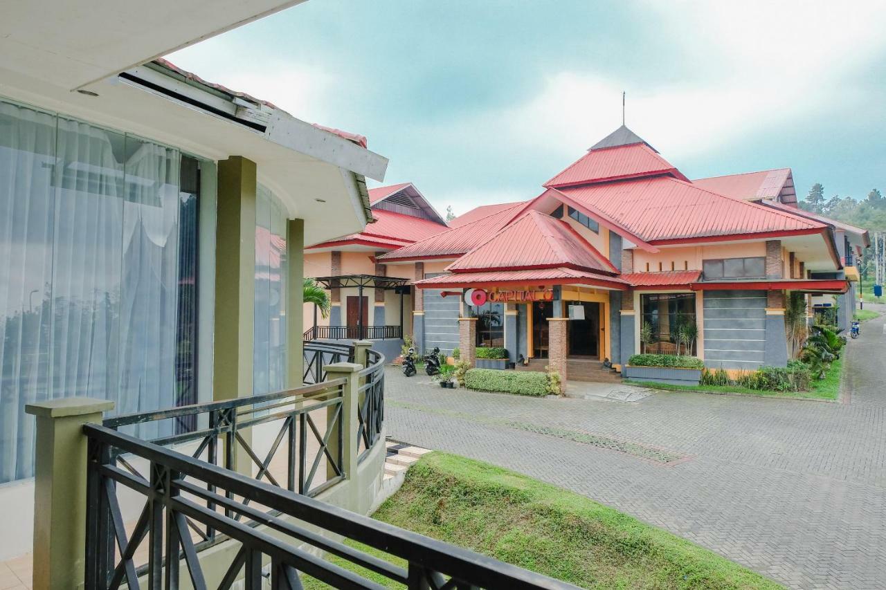 Capital O 892 Grand Pujon View Hotel And Resort Batu  Exteriör bild