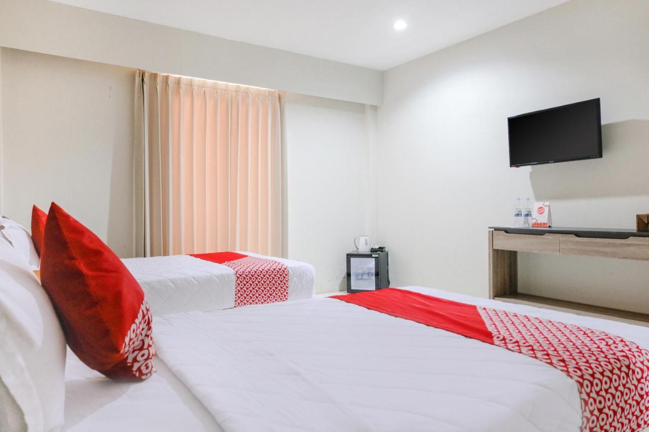 Capital O 892 Grand Pujon View Hotel And Resort Batu  Exteriör bild
